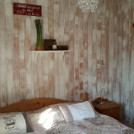 Von Felde Apartment *